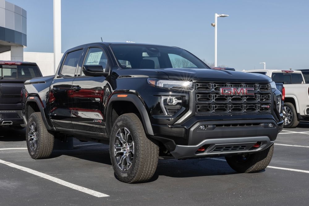 2025 GMC Denali Canyon: Versatile and Powerful Excellence