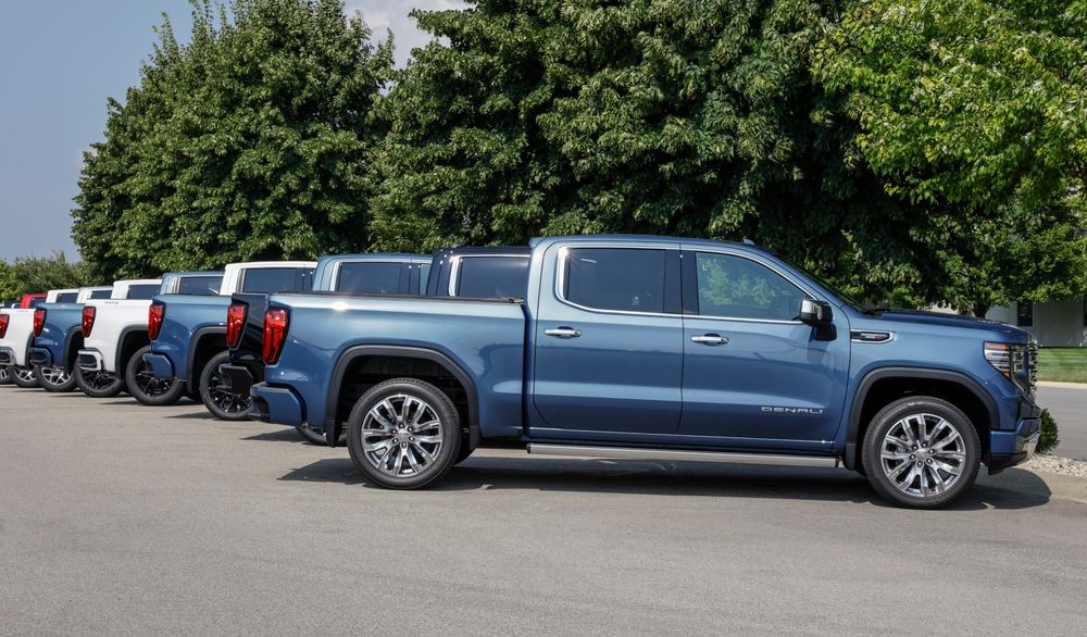 2027 GMC Sierra: Premium Power Meets Modern Utility